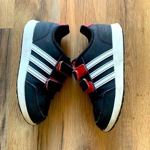 Adidas size 12 (toddler boys)